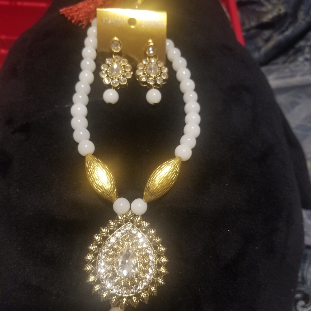 Necklace with earrings